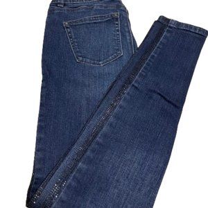 Skinny Jeans with Black Jewels